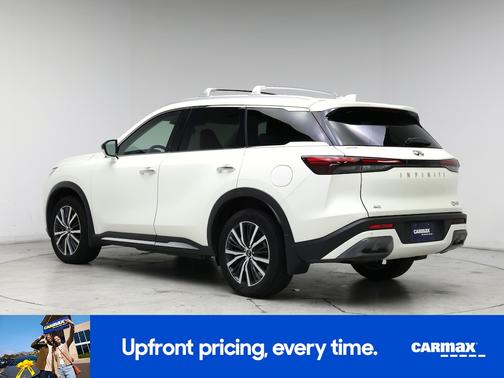White 2023 INFINITI QX60 Sensory