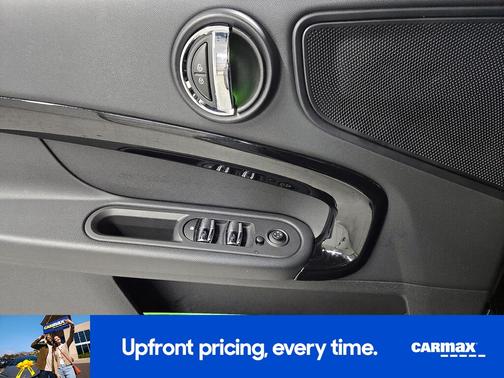 2019 MINI Countryman S All4 Signature