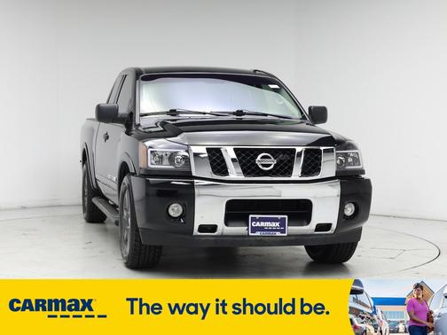 2015 Nissan Titan SV