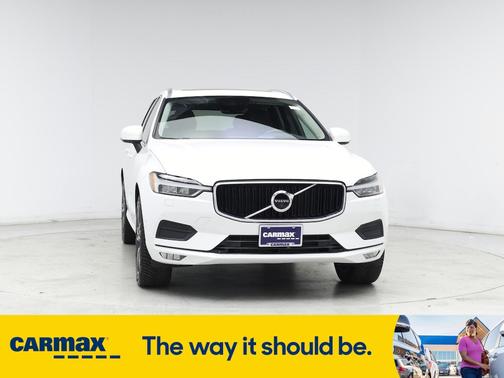 2018 Volvo XC60 T6 Momentum