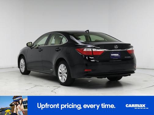 2015 Lexus ES 300h 