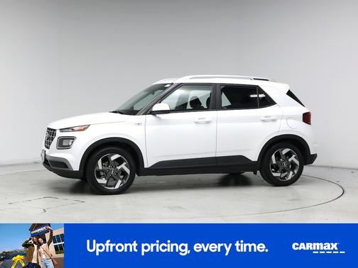 2022 Hyundai VENUE SEL