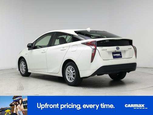 White 2017 Toyota Prius Three
