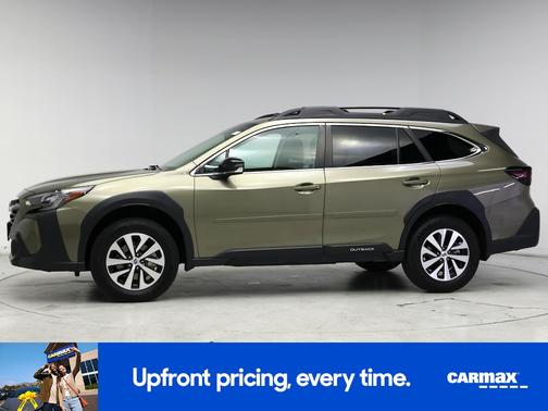 Green 2024 Subaru Outback Premium