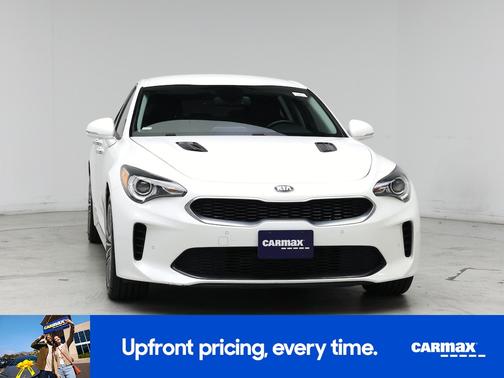 White 2019 Kia Stinger