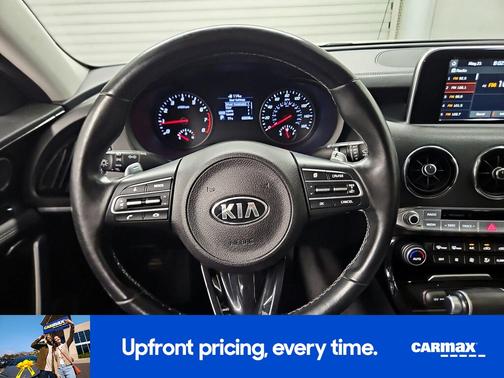 White 2019 Kia Stinger