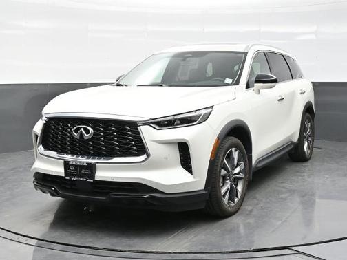 Majestic White 2023 INFINITI QX60 LUXE