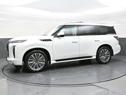 2025 INFINITI QX80 SENSORY