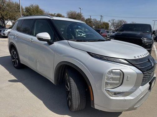 2022 Mitsubishi Outlander SEL