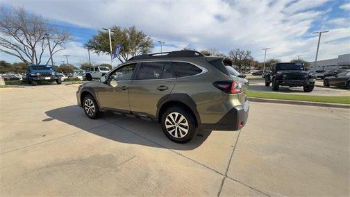 2025 Subaru Outback Premium
