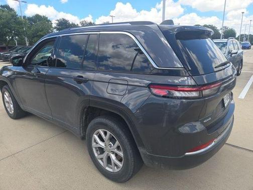 Metallic 2022 Jeep Grand Cherokee Limited