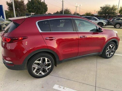 2022 Kia Sportage EX