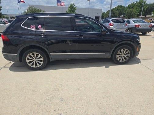 2018 Volkswagen Tiguan 2.0T SE