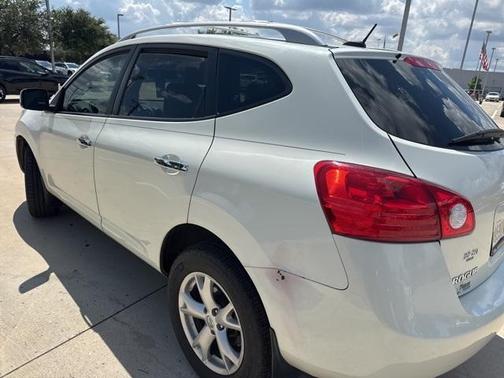 2010 Nissan Rogue SL