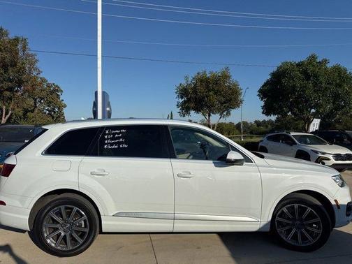 2018 Audi Q7 2.0T Premium Plus