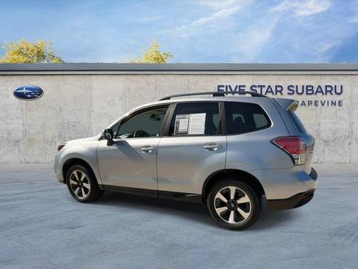 Ice Silver Metallic 2018 Subaru Forester 2.5i Premium