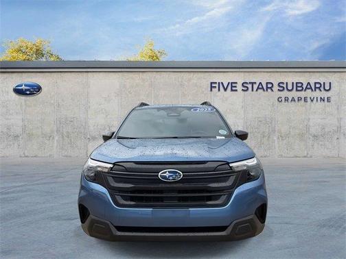 2025 Subaru Forester Base
