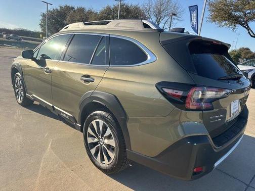 2025 Subaru Outback Touring