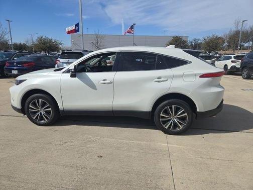 2022 Toyota Venza LE