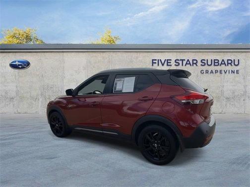 2020 Nissan Kicks SR