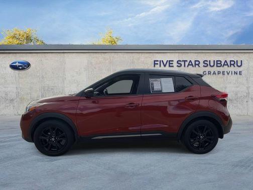 2020 Nissan Kicks SR