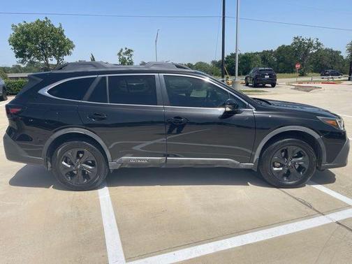 Crystal Black Silica 2020 Subaru Outback Onyx Edition XT