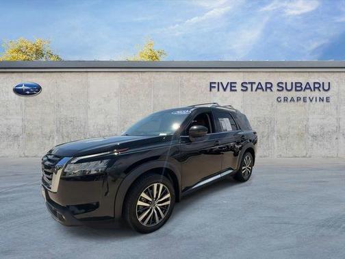 Black 2022 Nissan Pathfinder Platinum