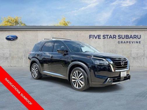 Black 2022 Nissan Pathfinder Platinum