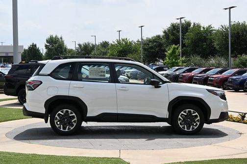 Crystal White Pearl 2026 Subaru Forester
