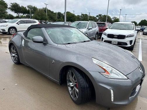 Gun Metallic 2014 Nissan 370Z Touring