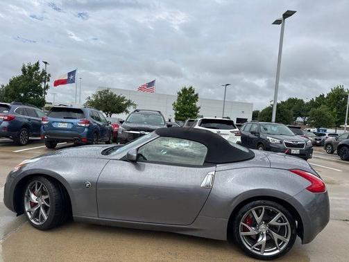 Gun Metallic 2014 Nissan 370Z Touring
