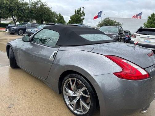 Gun Metallic 2014 Nissan 370Z Touring