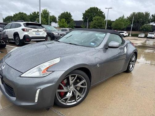Gun Metallic 2014 Nissan 370Z Touring