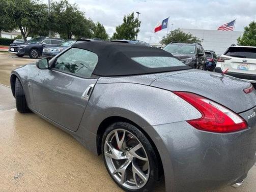 Gun Metallic 2014 Nissan 370Z Touring