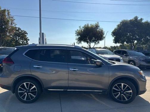 2018 Nissan Rogue SL