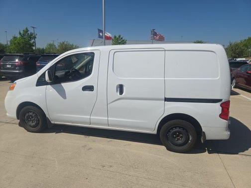 2021 Nissan NV200 SV