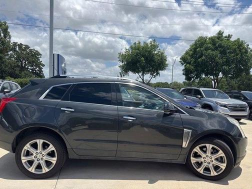 2016 Cadillac SRX Performance Collection