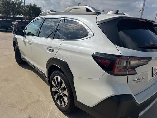 2023 Subaru Outback Touring XT