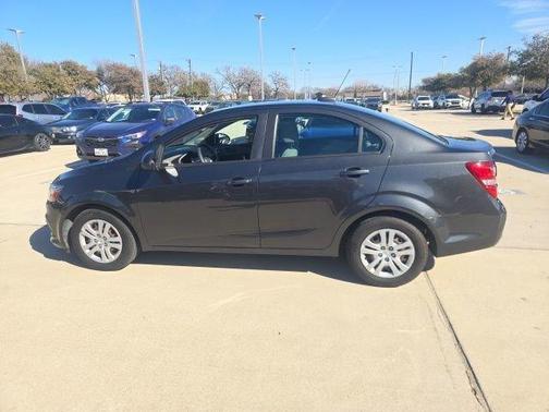 2017 Chevrolet Sonic LS