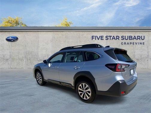 2025 Subaru Outback Base