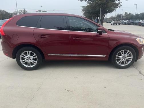 2016 Volvo XC60 T5 Drive-E Premier