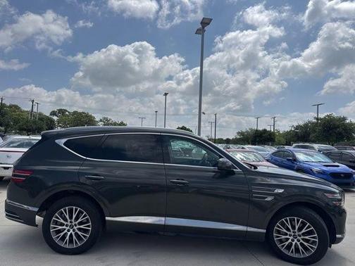 Green 2025 Genesis GV80 2.5T Standard