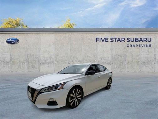 2022 Nissan Altima 2.5 SR