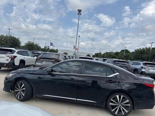 2020 Nissan Altima 2.5 SR