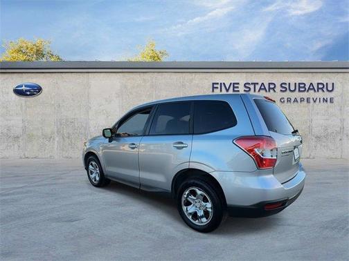 2016 Subaru Forester 2.5i