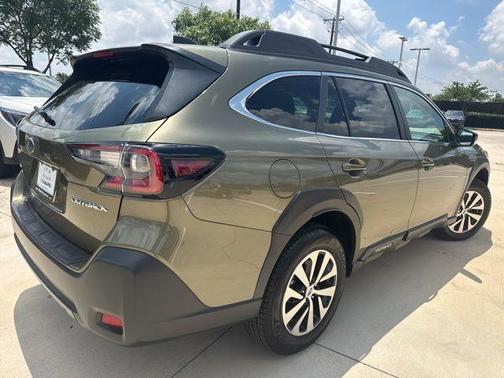 Autumn Green Metallic 2025 Subaru Outback Premium