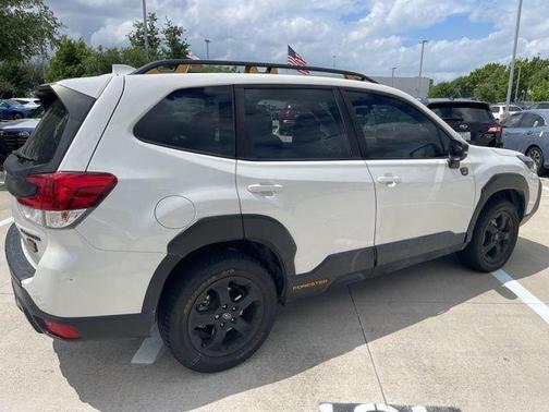 Crystal White Pearl 2023 Subaru Forester Wilderness