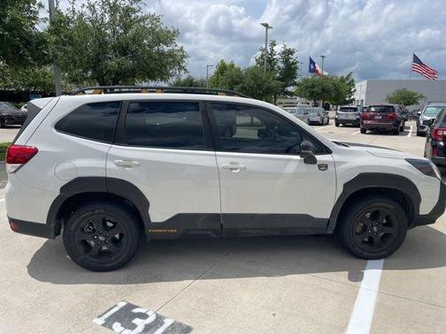 Crystal White Pearl 2023 Subaru Forester Wilderness