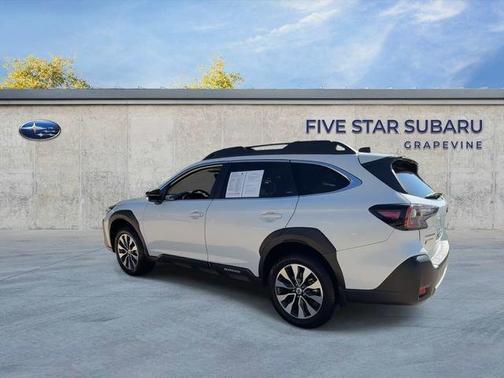 Crystal White Pearl 2025 Subaru Outback Limited
