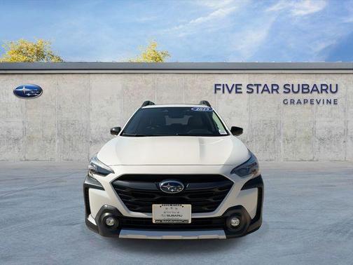 Crystal White Pearl 2025 Subaru Outback Limited